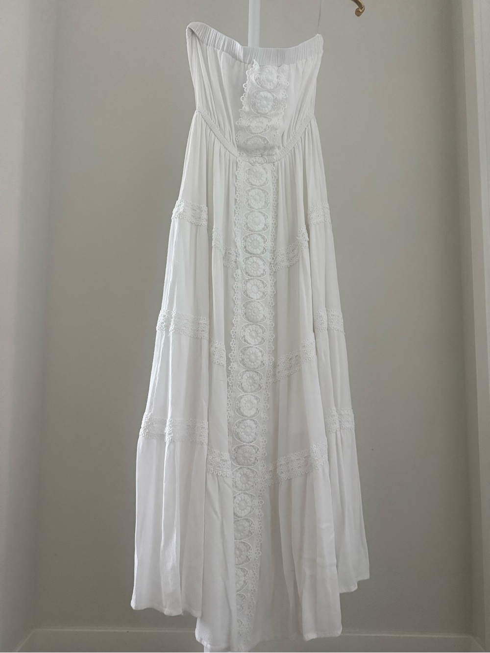 Justify White Strapless Lace-Trim Maxi Dress